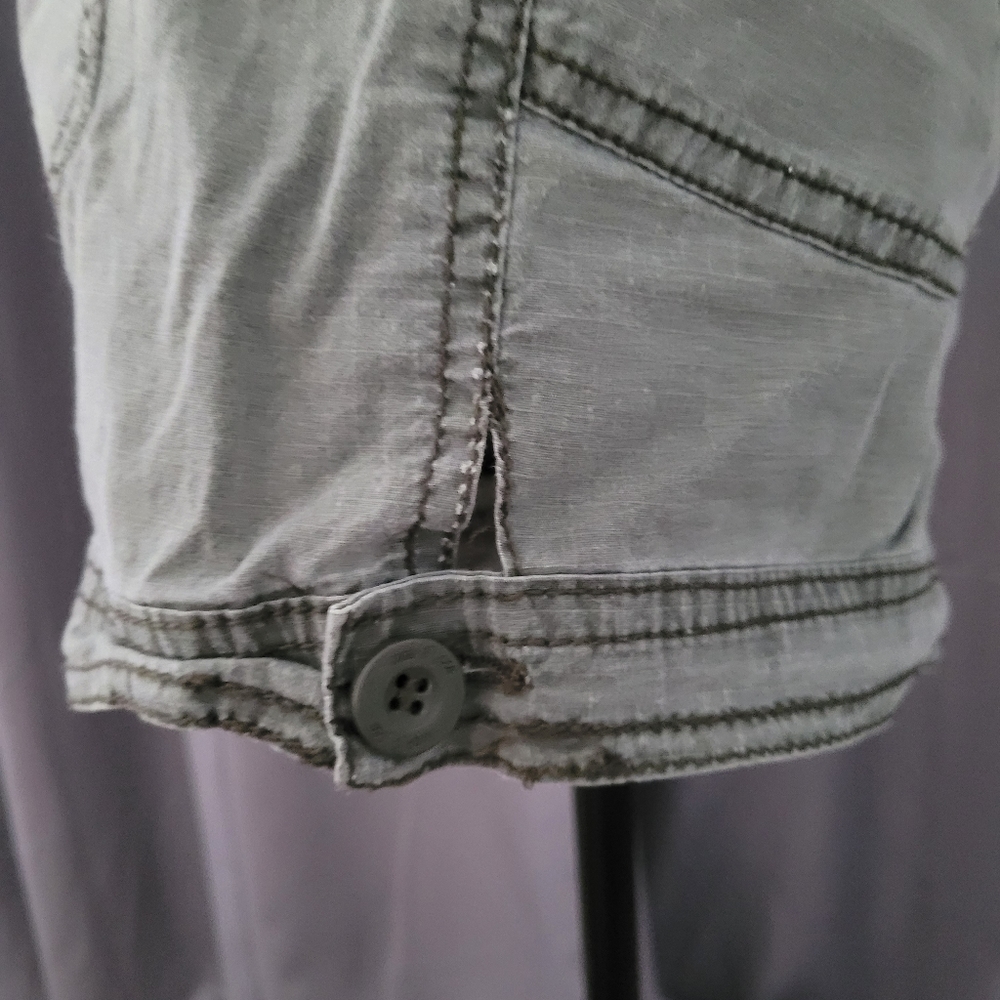 Shorts - Picture 4 of 6